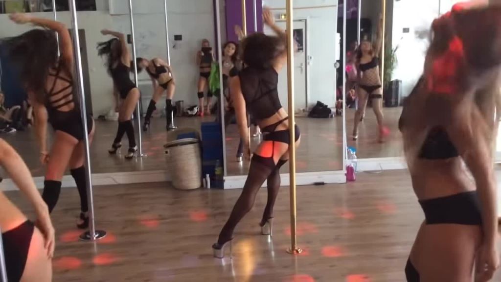 Doris Arnold Pole Like a Stripper